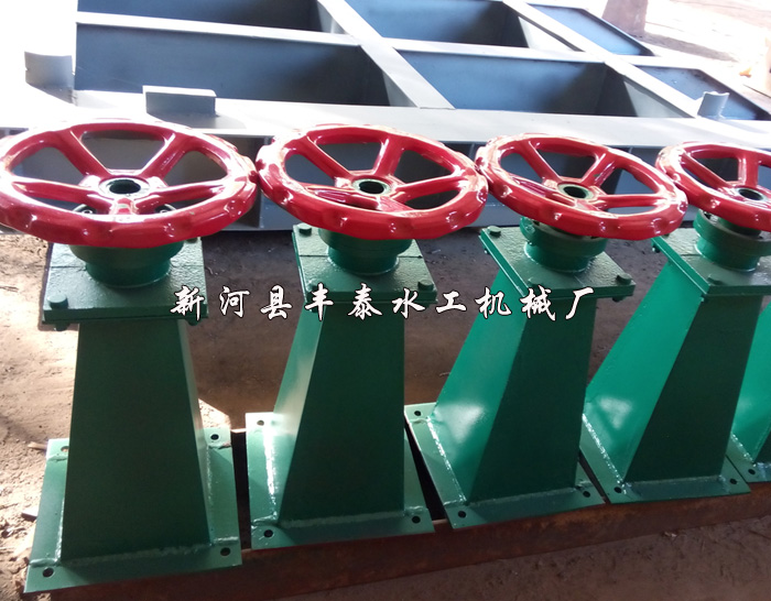 手輪式啟閉機(jī)1.jpg 手輪式啟閉機(jī)1.jpg