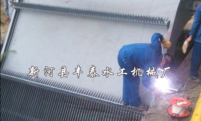 ����Ȫ�ݻ��Dʽ������ۙC���b